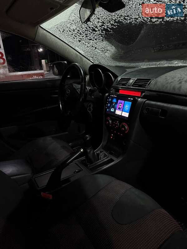 Седан Mazda 3 2005 в Чернигове