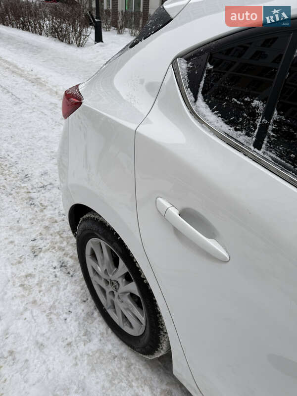 Хэтчбек Mazda 3 2013 в Киеве