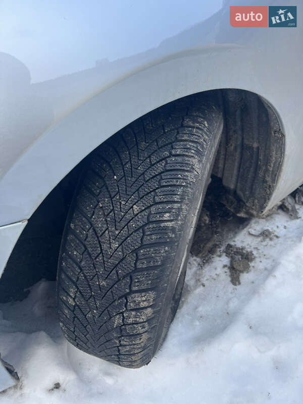 Седан Mazda 3 2017 в Коломые