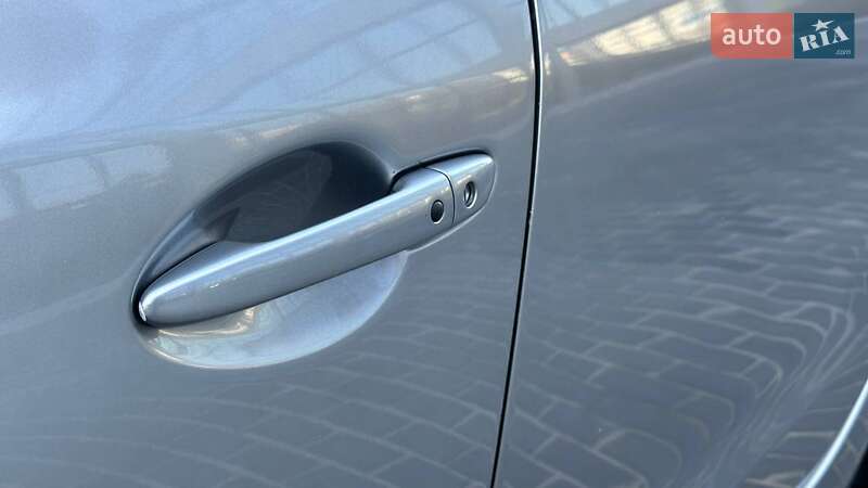 Хетчбек Mazda 3 2014 в Кременчуці