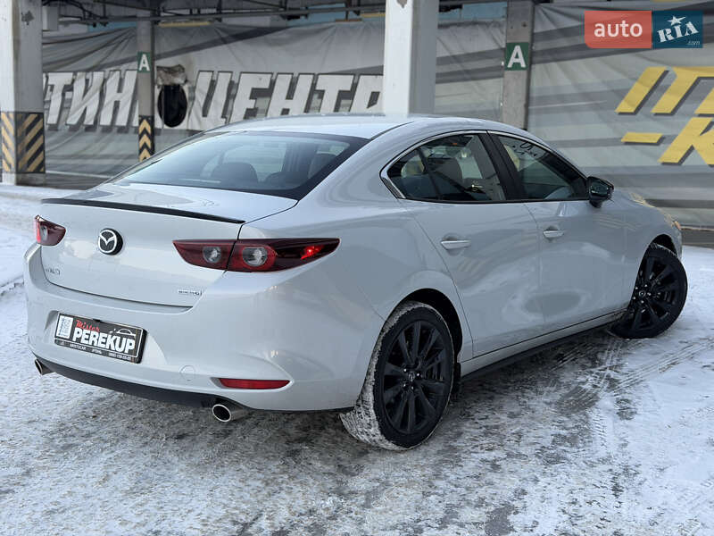 Седан Mazda 3 2024 в Киеве