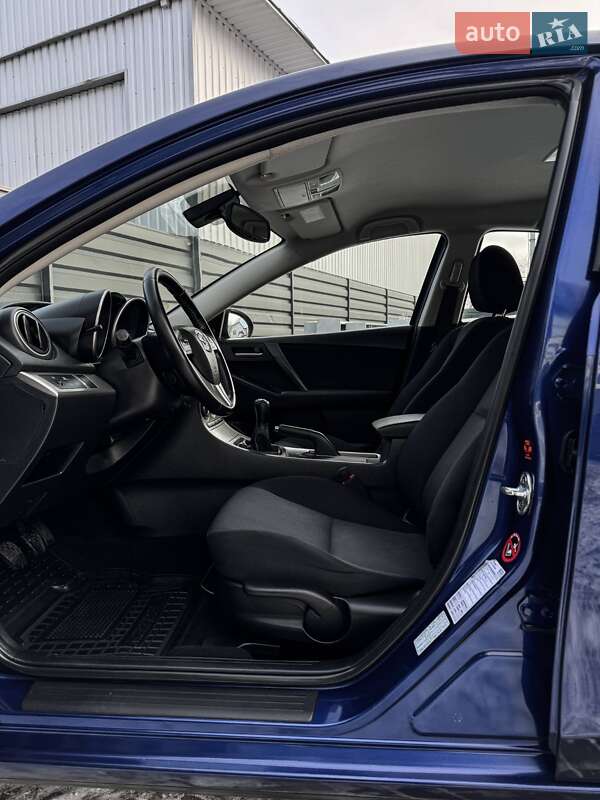 Хэтчбек Mazda 3 2010 в Черкассах