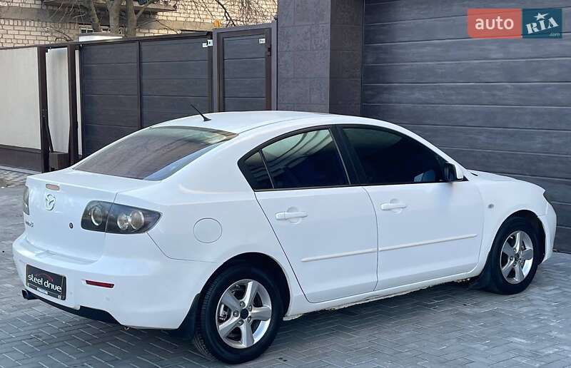 Седан Mazda 3 2007 в Николаеве