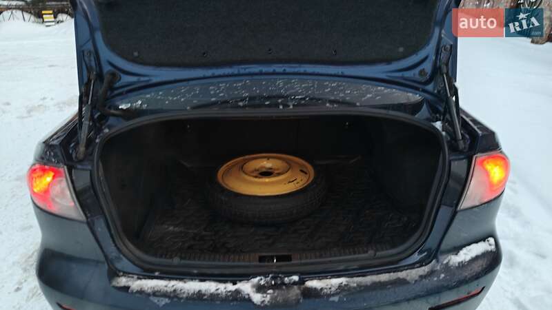 Седан Mazda 3 2008 в Дніпрі