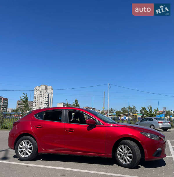 Хэтчбек Mazda 3 2016 в Львове