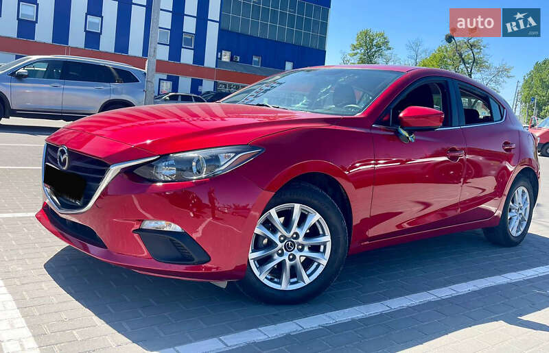 Хэтчбек Mazda 3 2016 в Львове