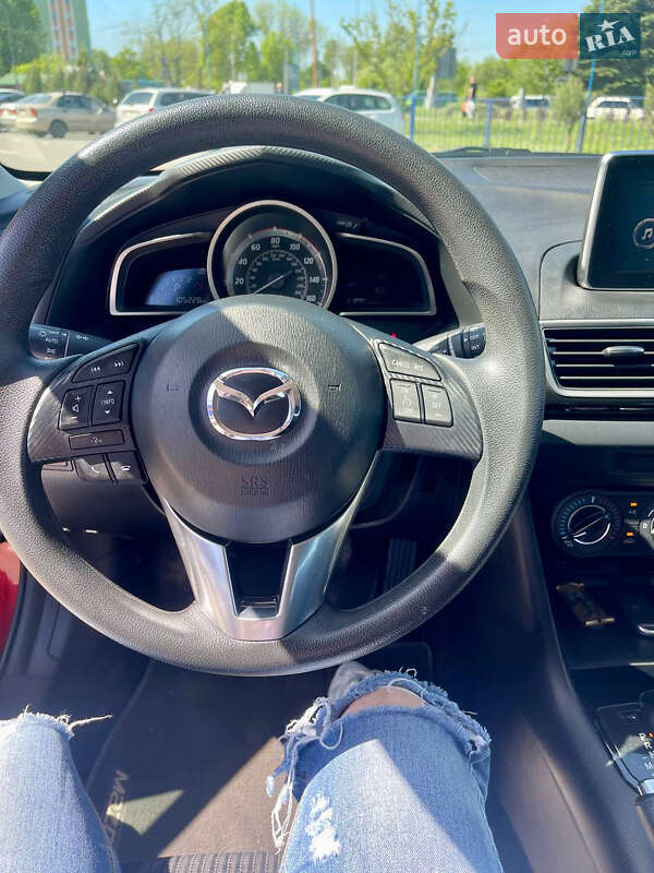Хэтчбек Mazda 3 2016 в Львове