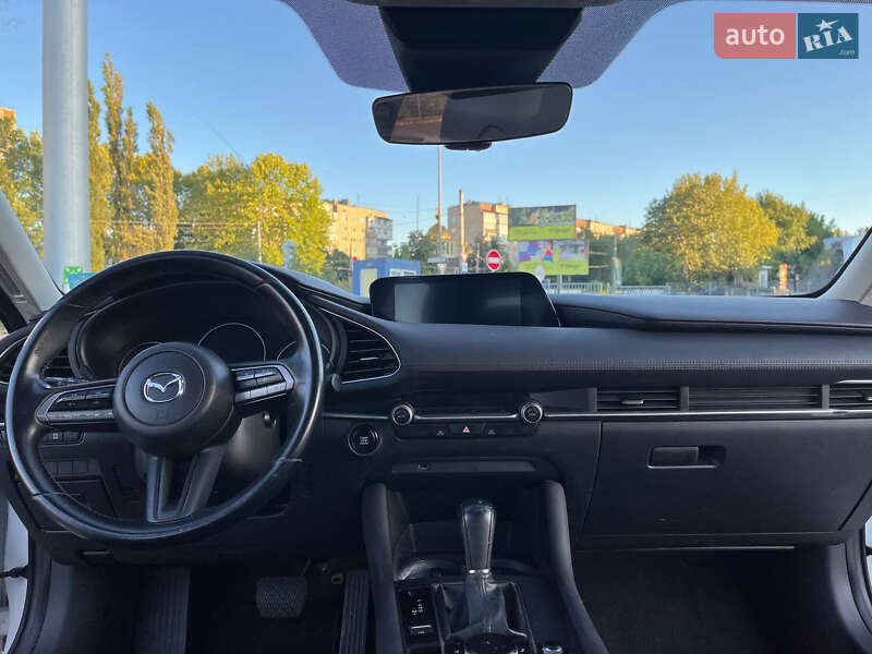 Седан Mazda 3 2021 в Івано-Франківську