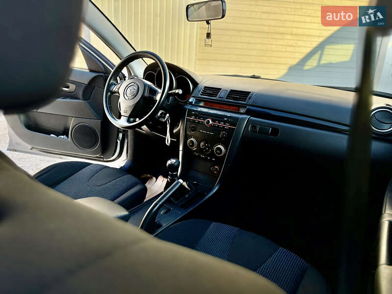 Хэтчбек Mazda 3 2006 в Тернополе