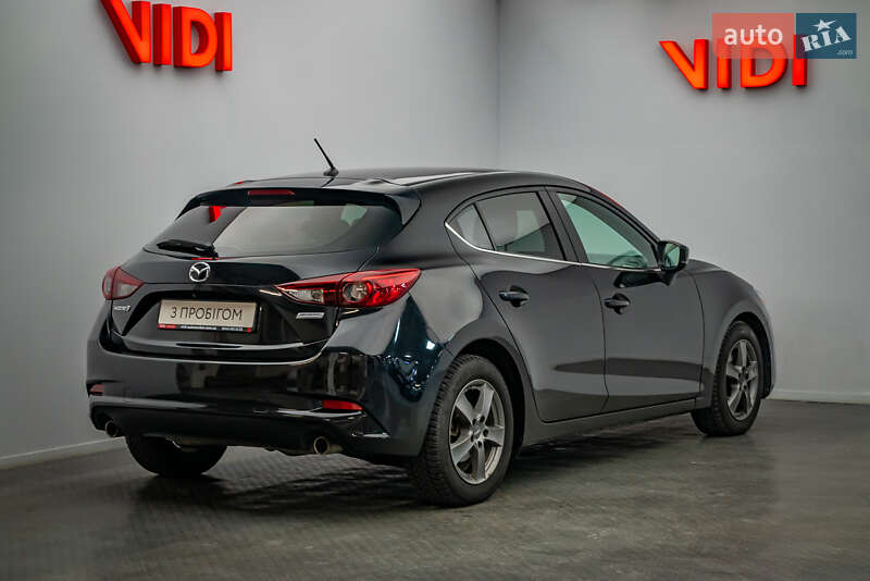 Хэтчбек Mazda 3 2017 в Киеве