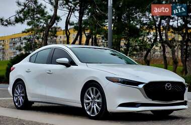 Седан Mazda 3 2023 в Днепре