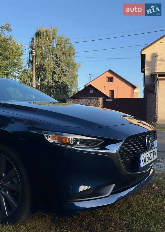 Седан Mazda 3 2024 в Киеве