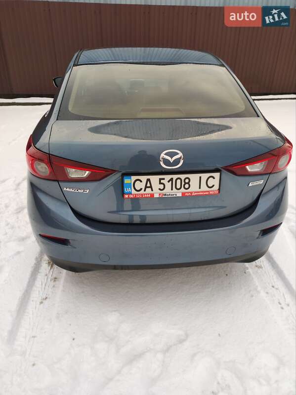 Седан Mazda 3 2016 в Черкасах