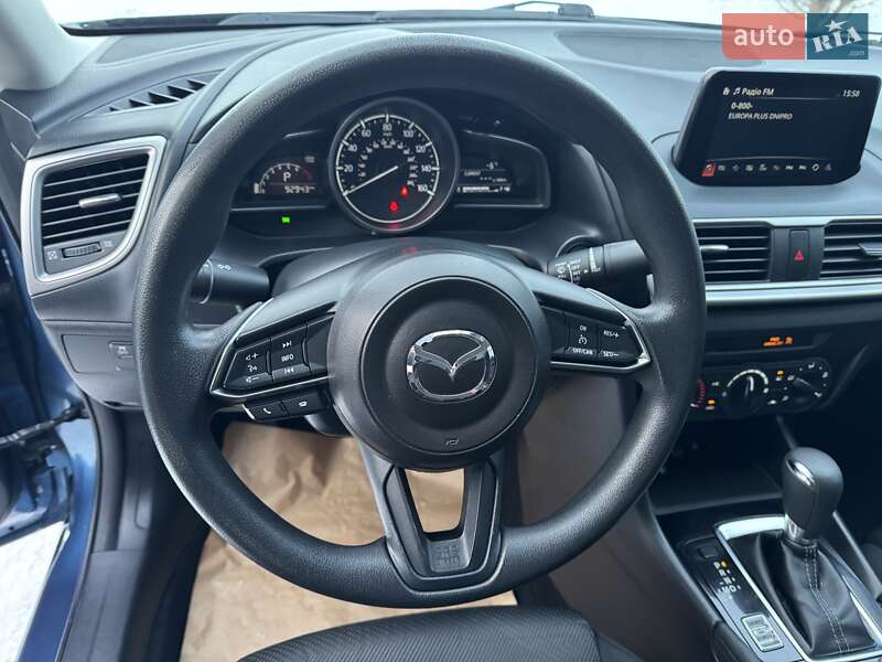 Седан Mazda 3 2018 в Дніпрі фото 29 Седан Mazda 3 2018 в Дніпрі