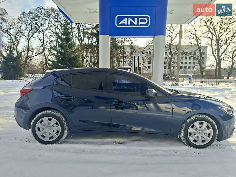 Хетчбек Mazda 3 2014 в Шостці