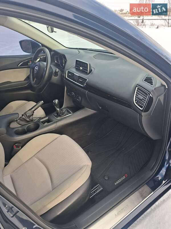 Хетчбек Mazda 3 2014 в Шостці