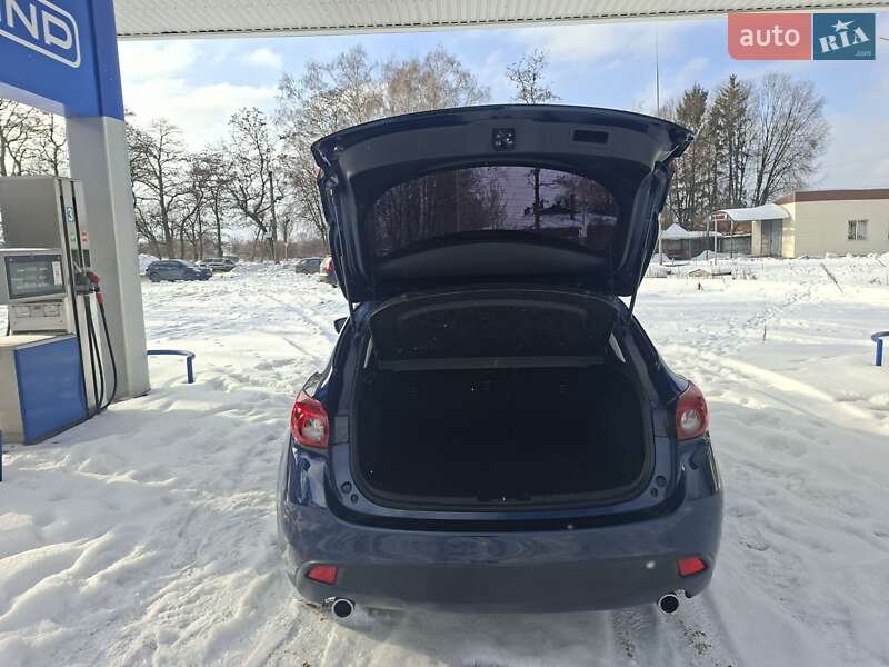 Хетчбек Mazda 3 2014 в Шостці