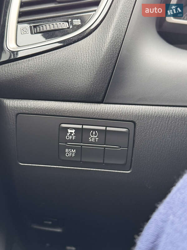 Седан Mazda 3 2013 в Кривому Розі фото 9 Седан Mazda 3 2013 в Кривому Розі