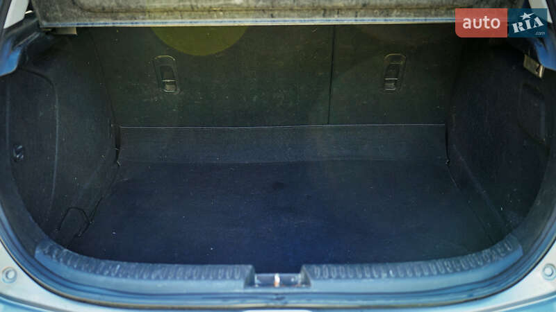 Хэтчбек Mazda 3 2005 в Львове