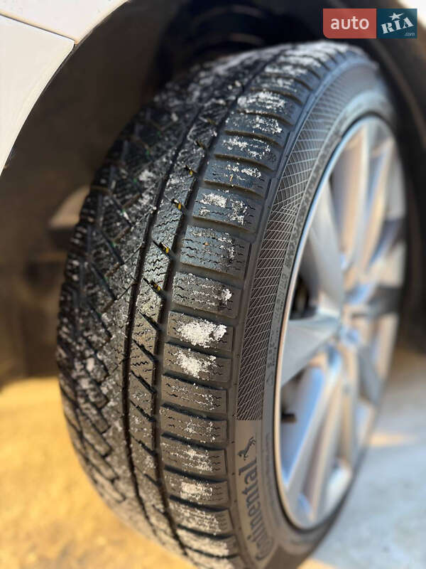 Седан Mazda 3 2023 в Косове