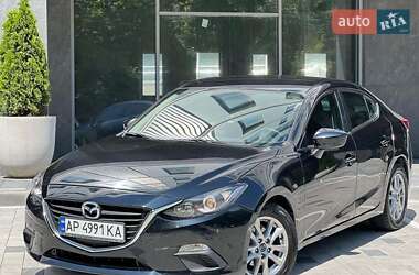 Седан Mazda 3 2015 в Львове