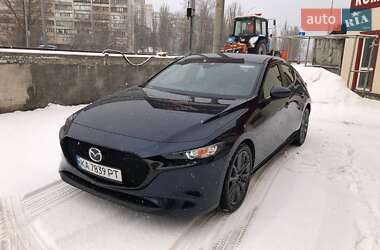 Хэтчбек Mazda 3 2022 в Киеве