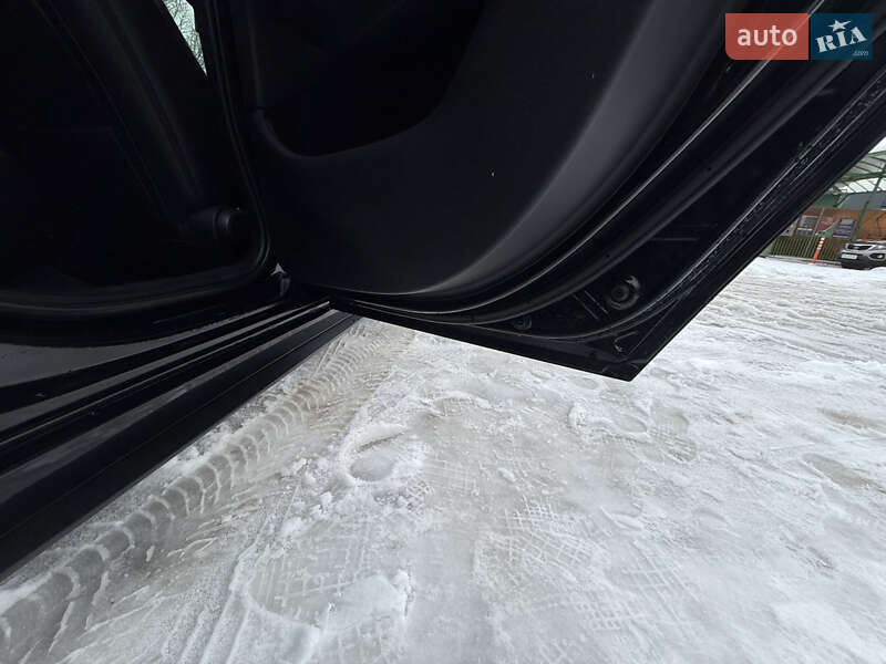 Седан Mazda 3 2018 в Києві