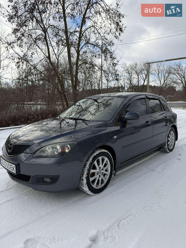 Хетчбек Mazda 3 2008 в Чернігові