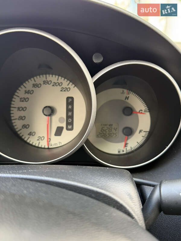 Хетчбек Mazda 3 2008 в Чернігові