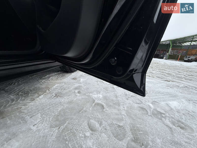 Седан Mazda 3 2018 в Києві