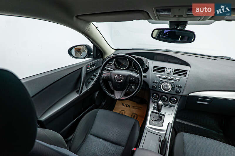 Хетчбек Mazda 3 2011 в Києві