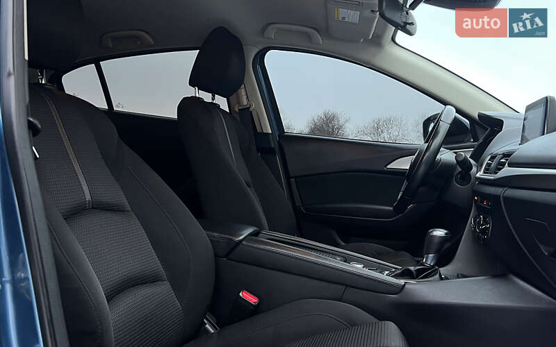 Седан Mazda 3 2018 в Львові фото 16 Седан Mazda 3 2018 в Львові