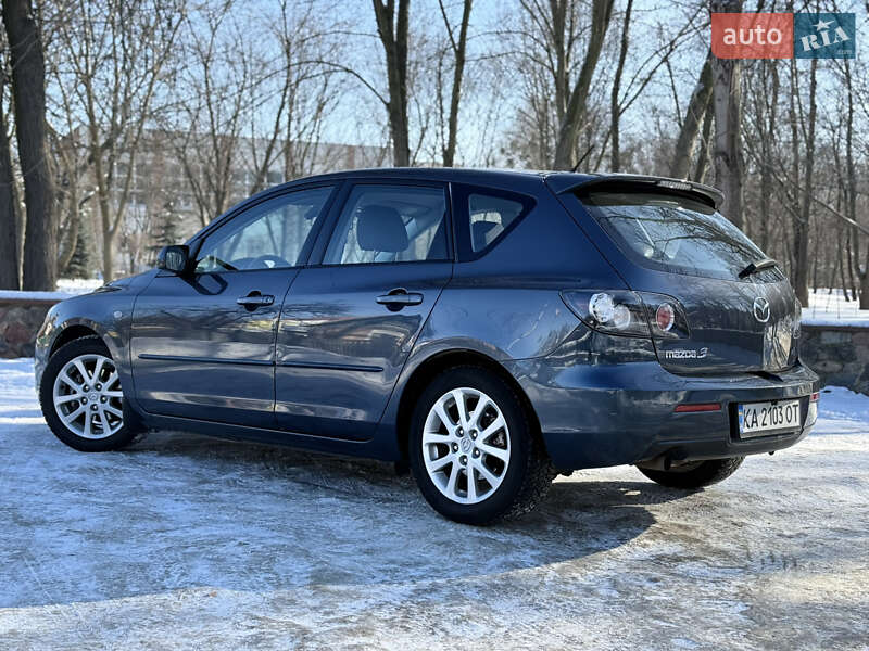 Хэтчбек Mazda 3 2008 в Киеве