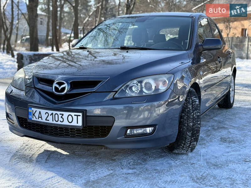 Хэтчбек Mazda 3 2008 в Киеве