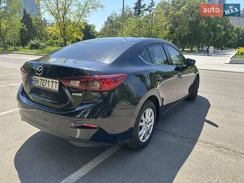 Седан Mazda 3 2017 в Одессе