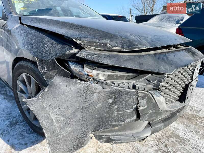 Седан Mazda 3 2022 в Киеве