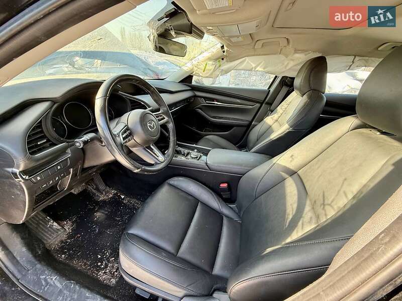 Седан Mazda 3 2022 в Киеве
