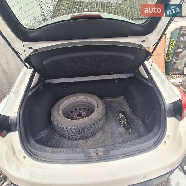 Хетчбек Mazda 3 2013 в Дніпрі