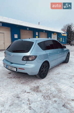 Хэтчбек Mazda 3 2006 в Гайсине
