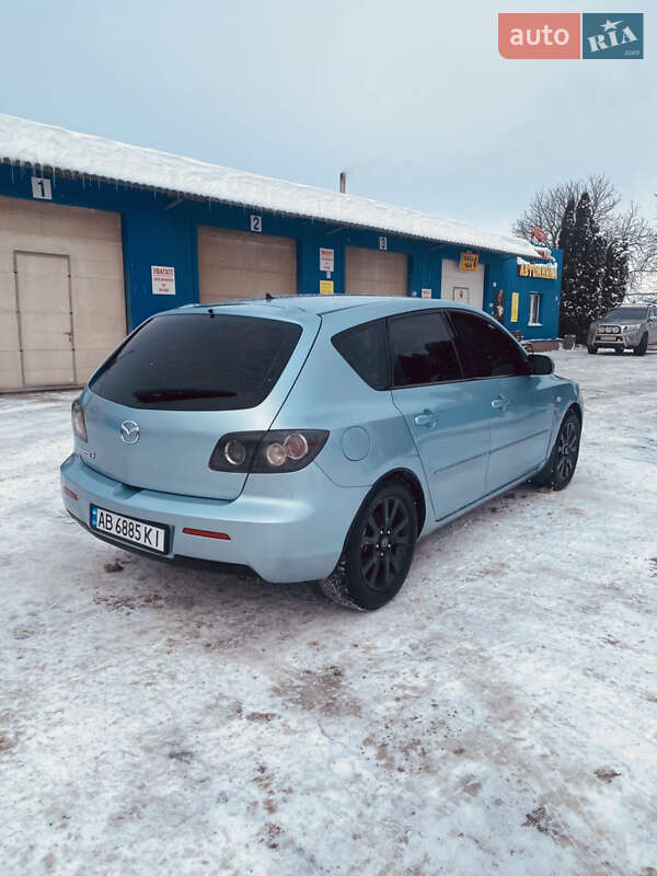 Хэтчбек Mazda 3 2006 в Гайсине