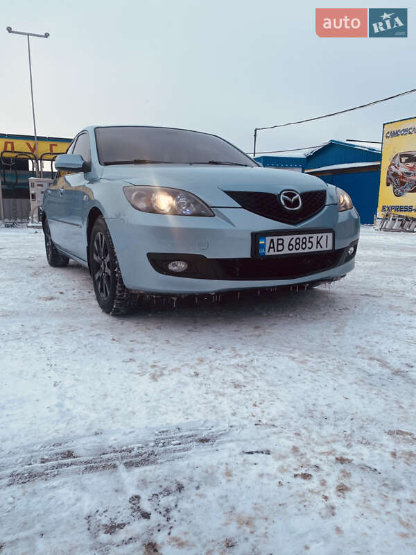 Хэтчбек Mazda 3 2006 в Гайсине
