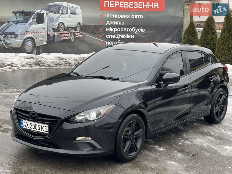 Хетчбек Mazda 3 2015 в Чернівцях