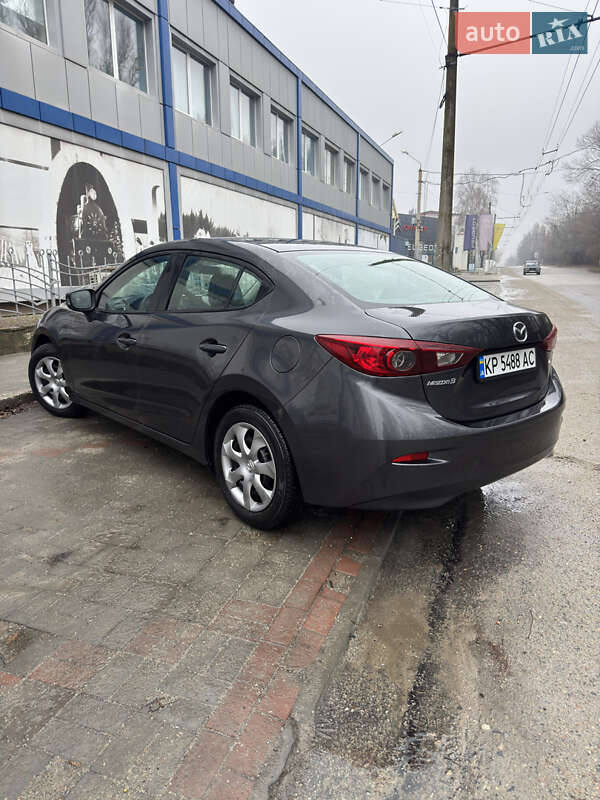 Седан Mazda 3 2014 в Запоріжжі