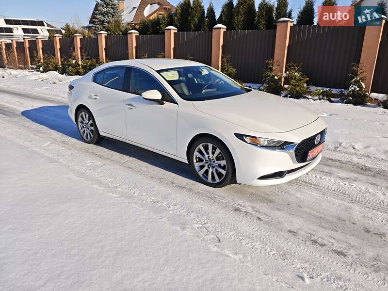 Седан Mazda 3 2020 в Киеве