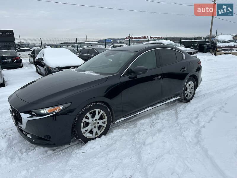 Седан Mazda 3 2019 в Києві