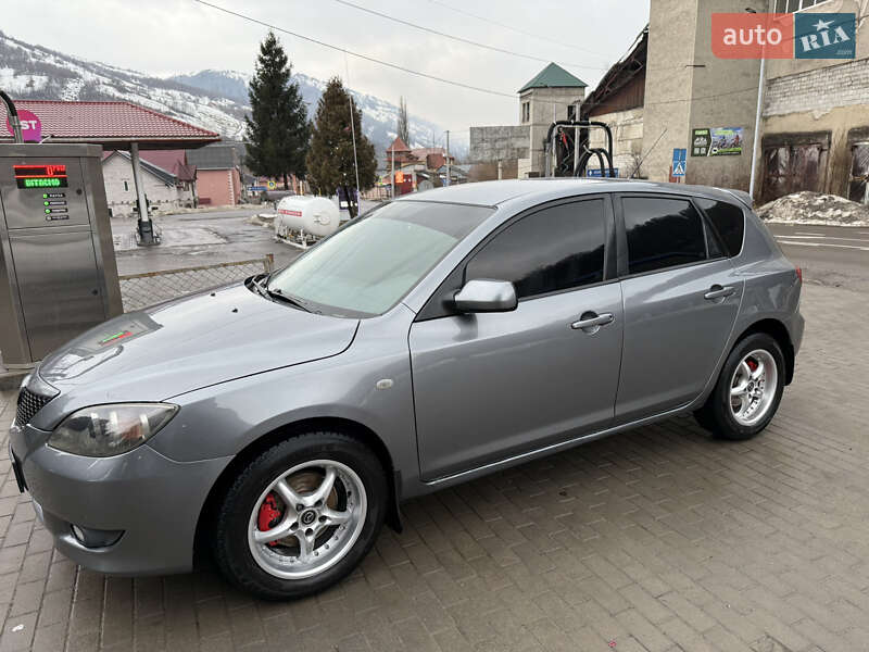 Хетчбек Mazda 3 2003 в Рахові