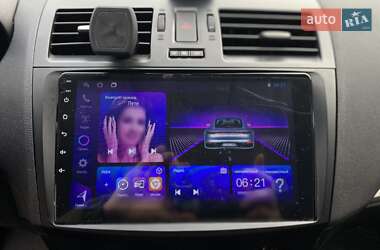 Седан Mazda 3 2013 в Миколаєві