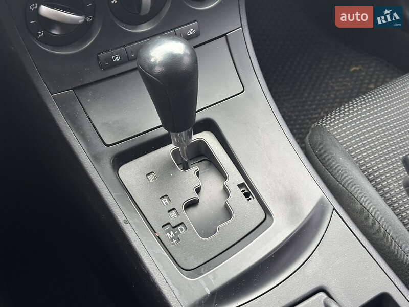 Седан Mazda 3 2012 в Києві