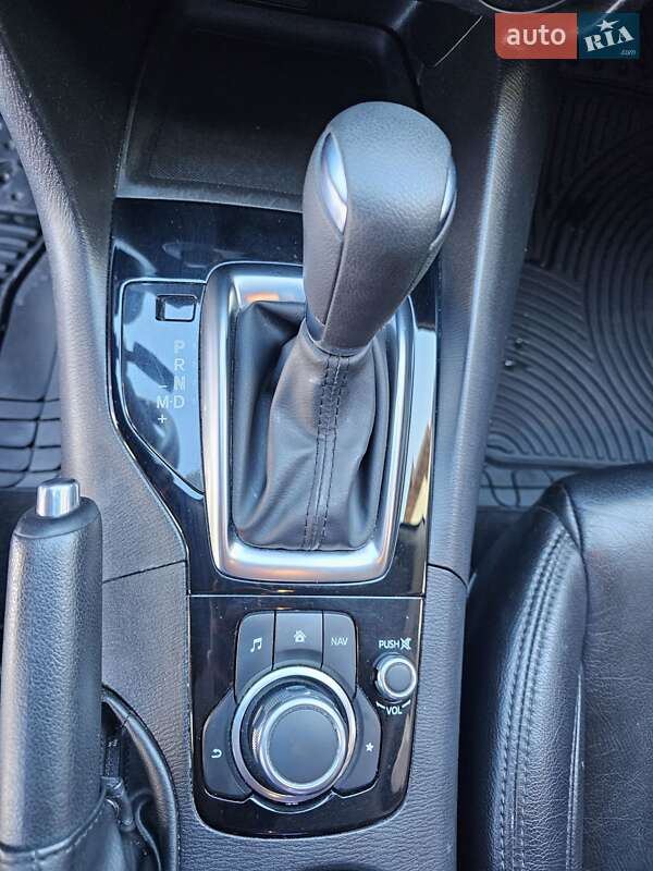 Седан Mazda 3 2016 в Києві