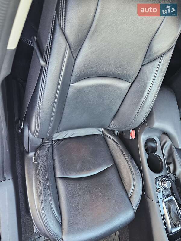 Седан Mazda 3 2016 в Києві